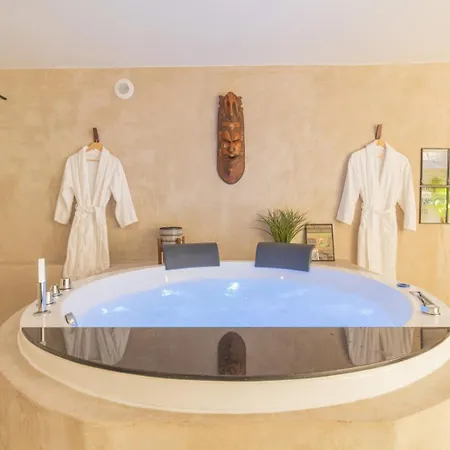 公寓 Afro Ethnic - & Spa, Nouveau, Atypique *