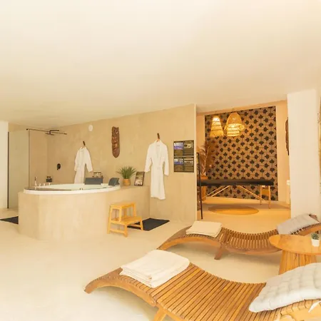 Afro Ethnic - & Spa, Nouveau, Atypique